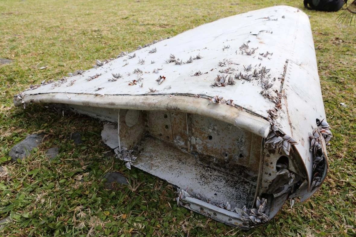 MH370 debris: Flaperon (right wing)